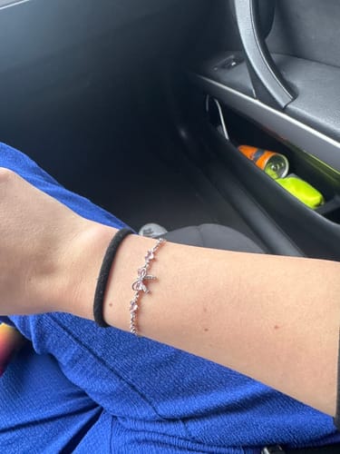 Customer photo review of Laura™ - Bow Tie Armband