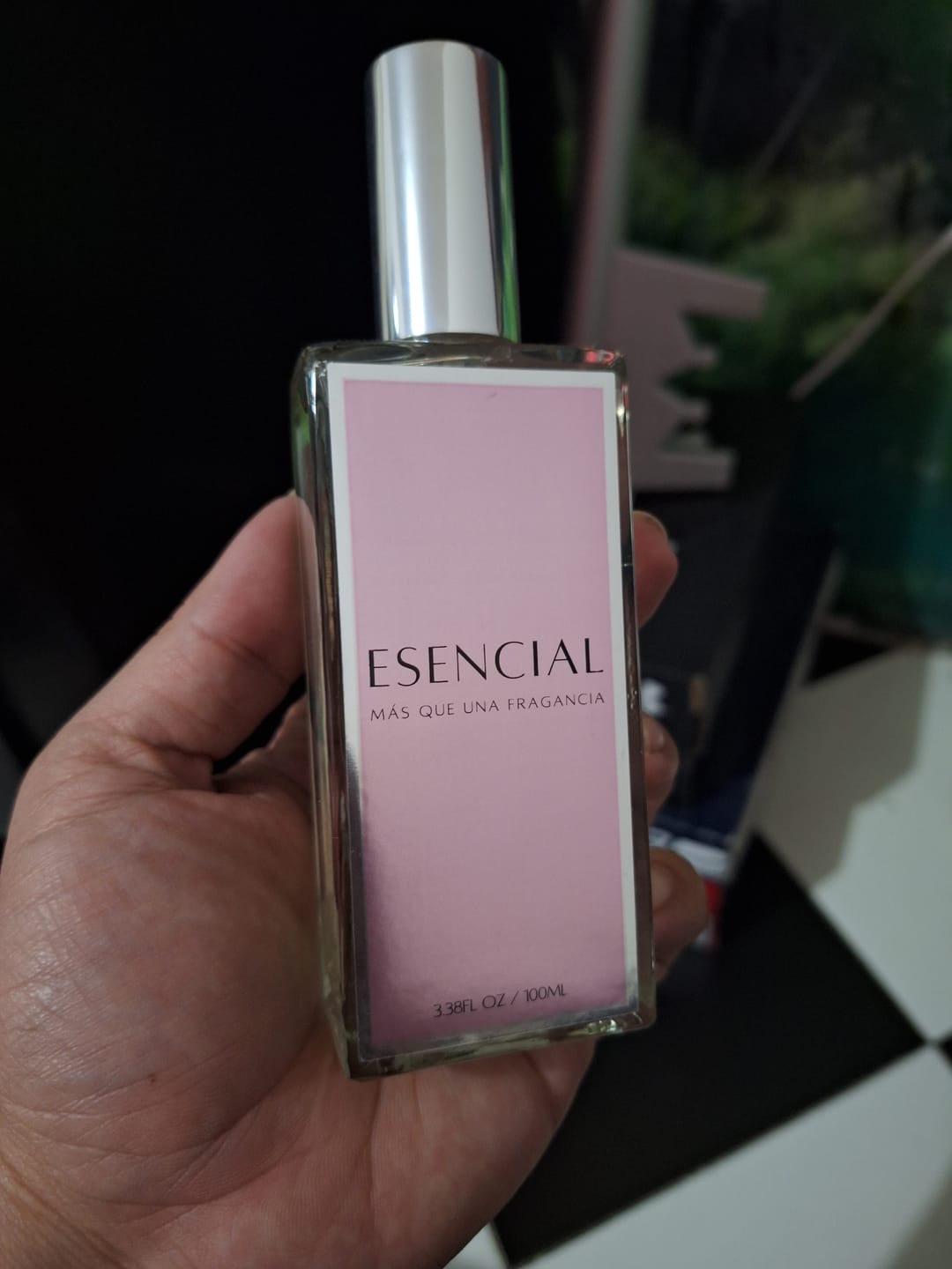 Customer photo review of M208 Inspirado en: Electric Cherry - Tom Ford