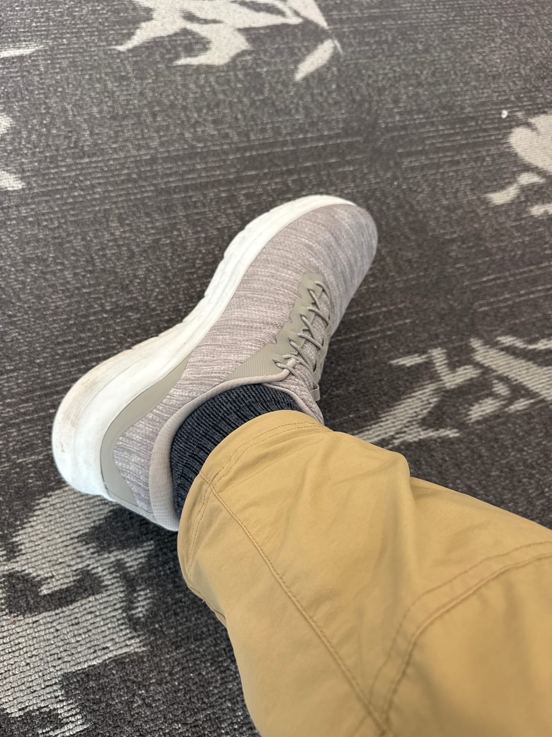 Customer photo review of Bluepacca Alpaca Socks