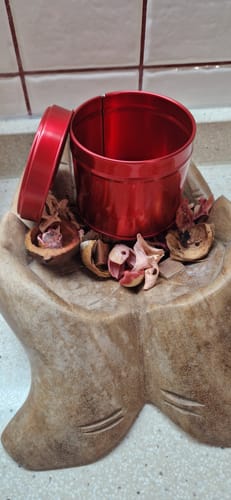 Customer photo review of Tarro con tapa de color Rojo