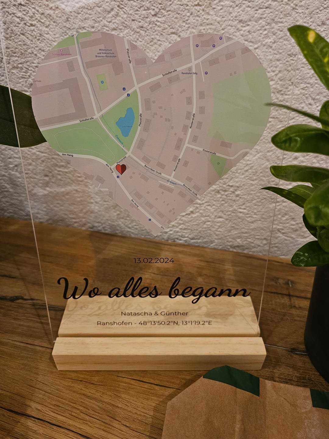 Customer photo review of "Unser Ereignis" - Personalisierte Acryltafel
