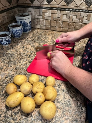 Customer photo review of Slicer-Style Easy Handle Chef Knife