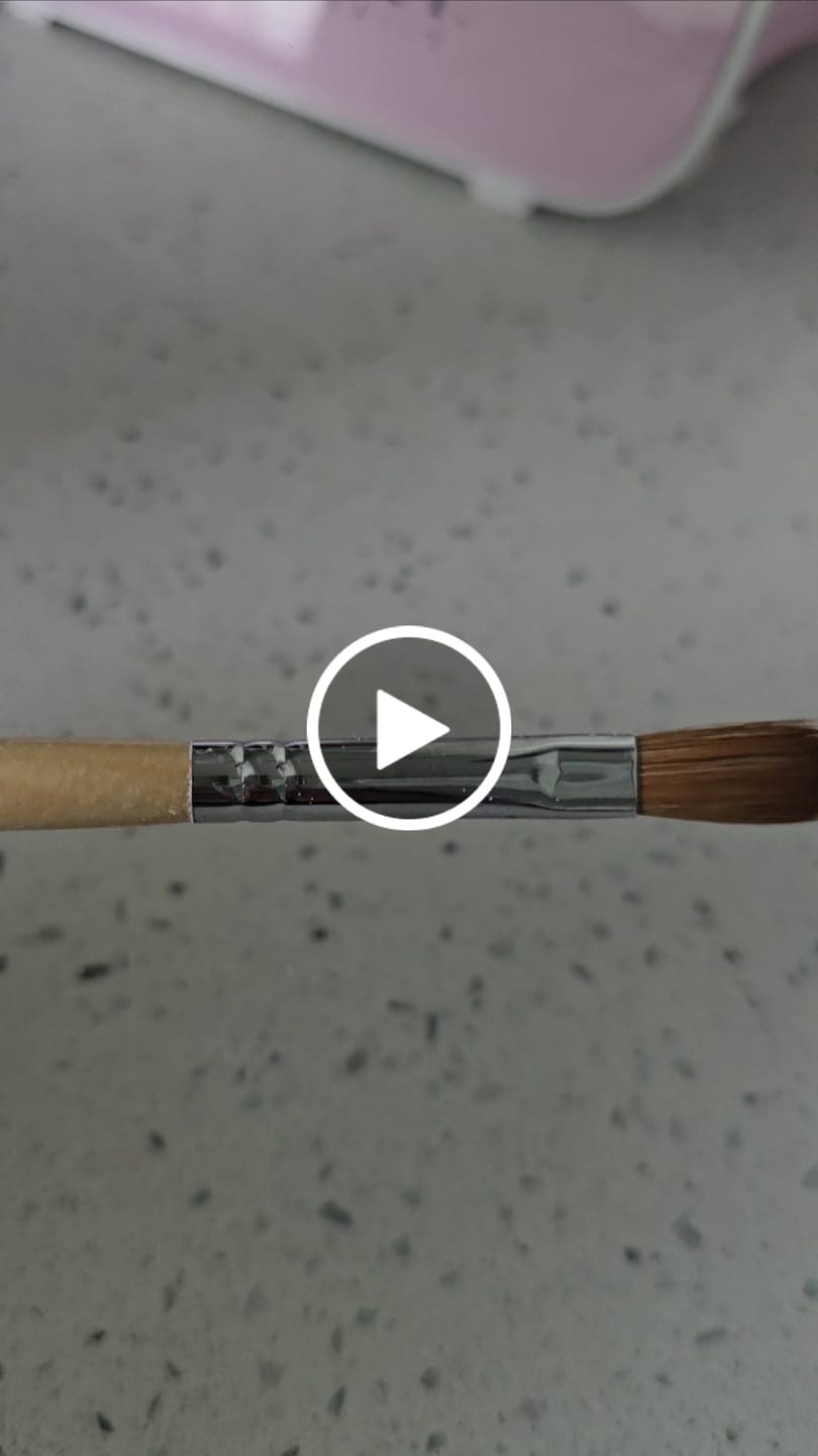 Customer video review of Custom Flat Kolinsky Sable Brush
