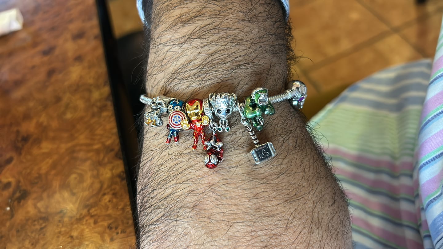 Customer photo review of Pulsera Cola de Raton
