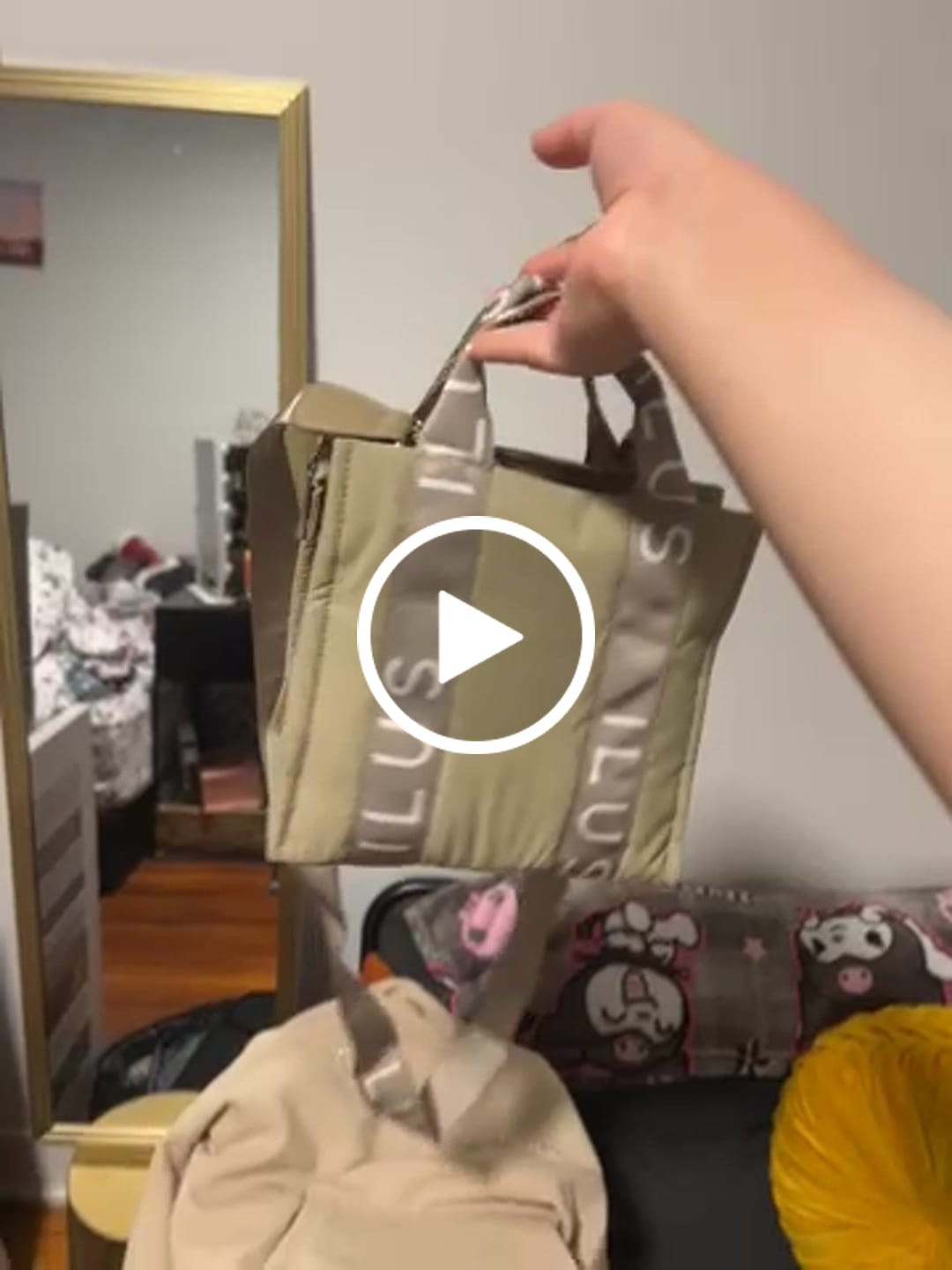 Customer video review of UNRIVALED SMALL TOTE BAG
