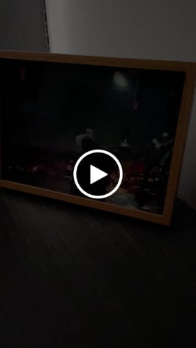 Customer video review of Arcane: League of Legends Jinx & Ekko Parallel Timeline Anime LED Light Box Photo Frame