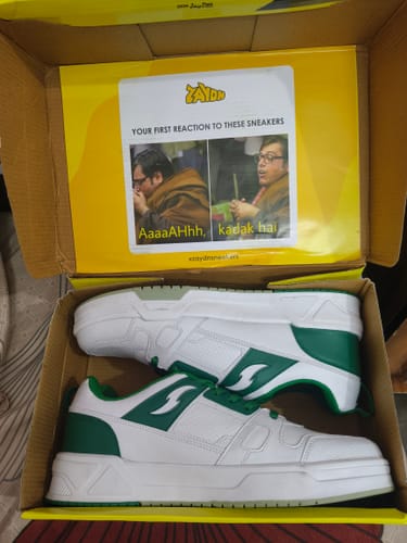 Customer photo review of SPADE Amazon Green Men's casual sneaker