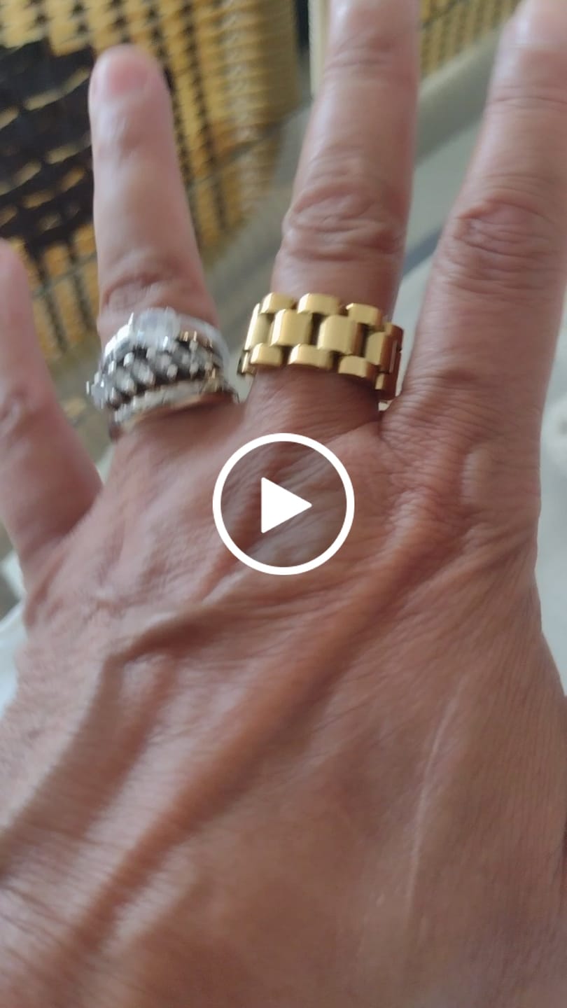 Customer video review of Anel Beauty Largo Elos Minimalista Banhado em Ouro 18k