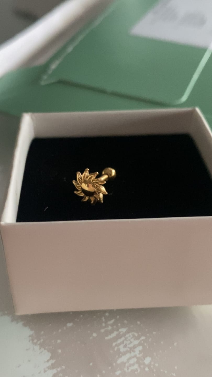 Customer photo review of Sol Ohr Piercing 18K Vergoldet