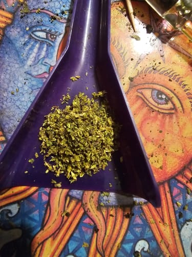 Customer photo review of AVENTUS8 THC-A Flower Sour Space Candy 10G