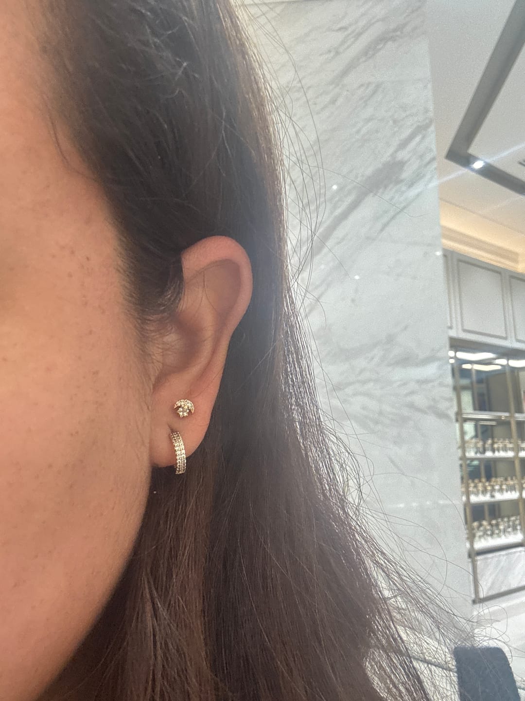 Customer photo review of Acero Quirúrgico Dorado Con Zirconias Primera Perforación