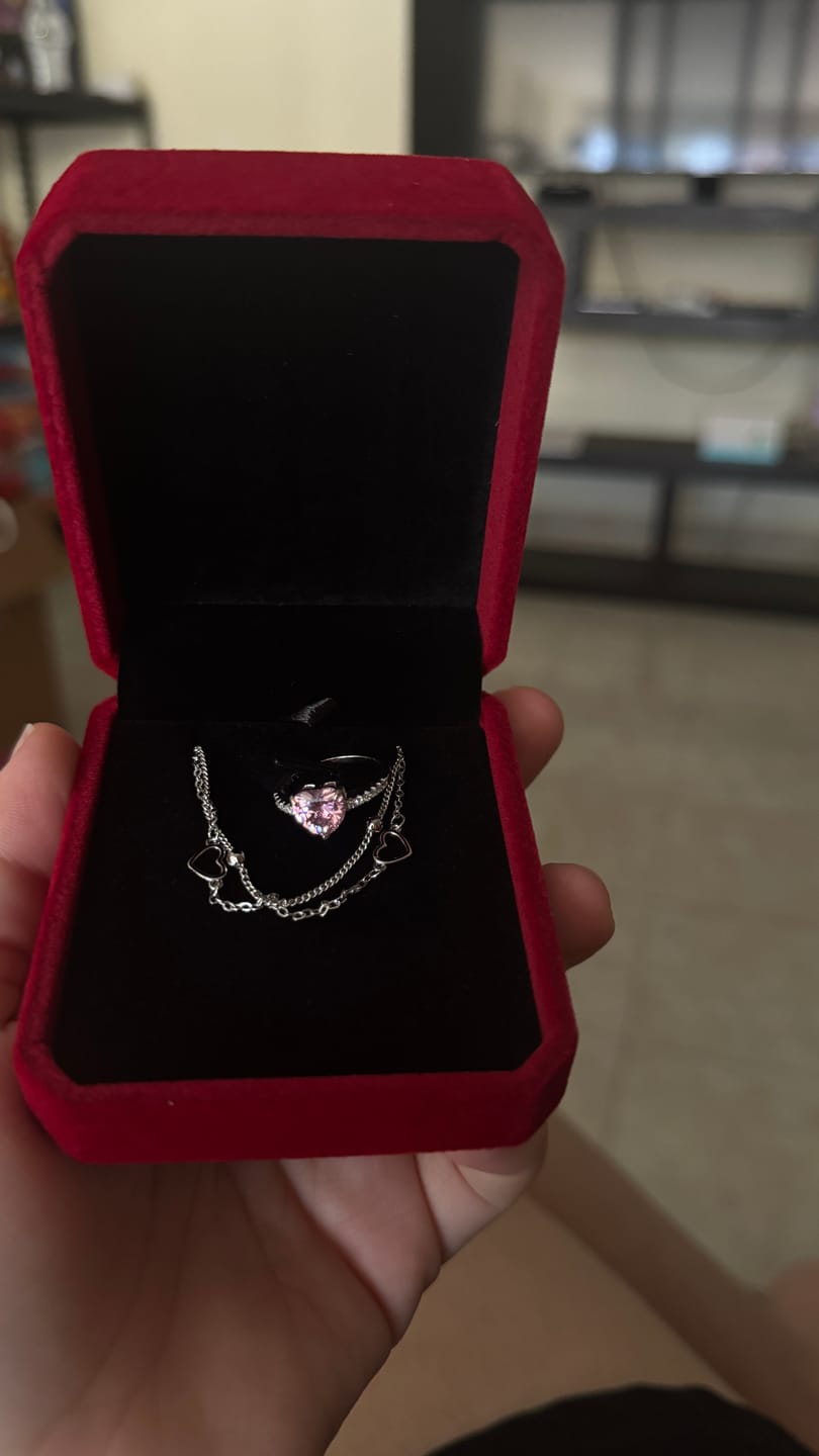 Customer photo review of Anillo Promesa Heart Pink Plata 925