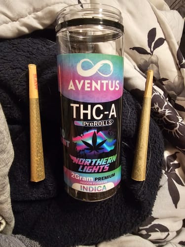 Customer photo review of THC-A pre-rolls Jar of 10 x 2G Northern Lights INDICA