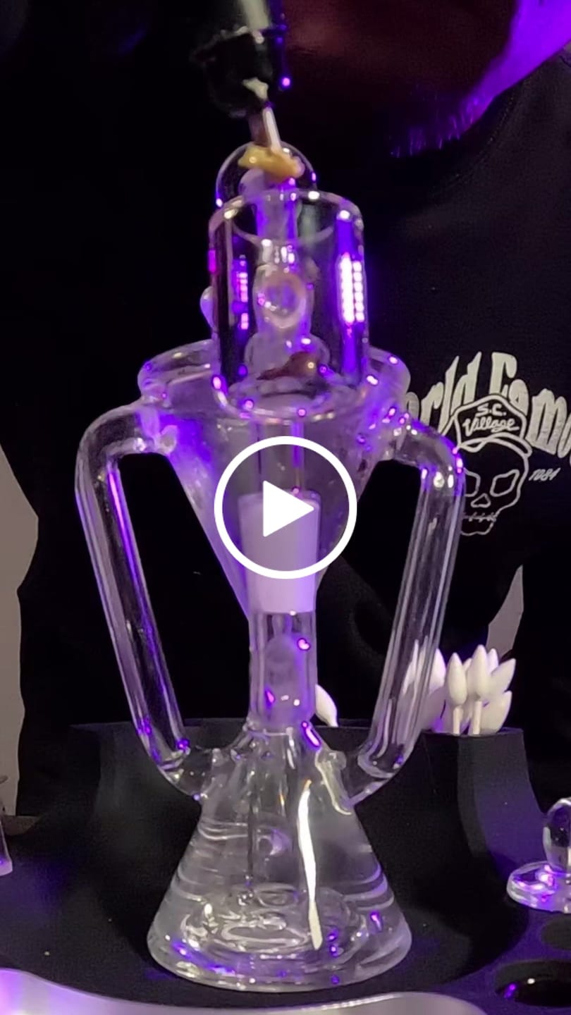 Customer video review of Time Turner Mini Dab Rig