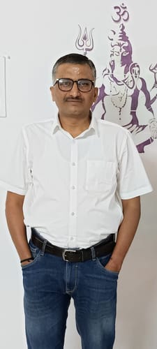 Customer photo review of Double Delight White Shirts - 2 Pcs Combo Pack