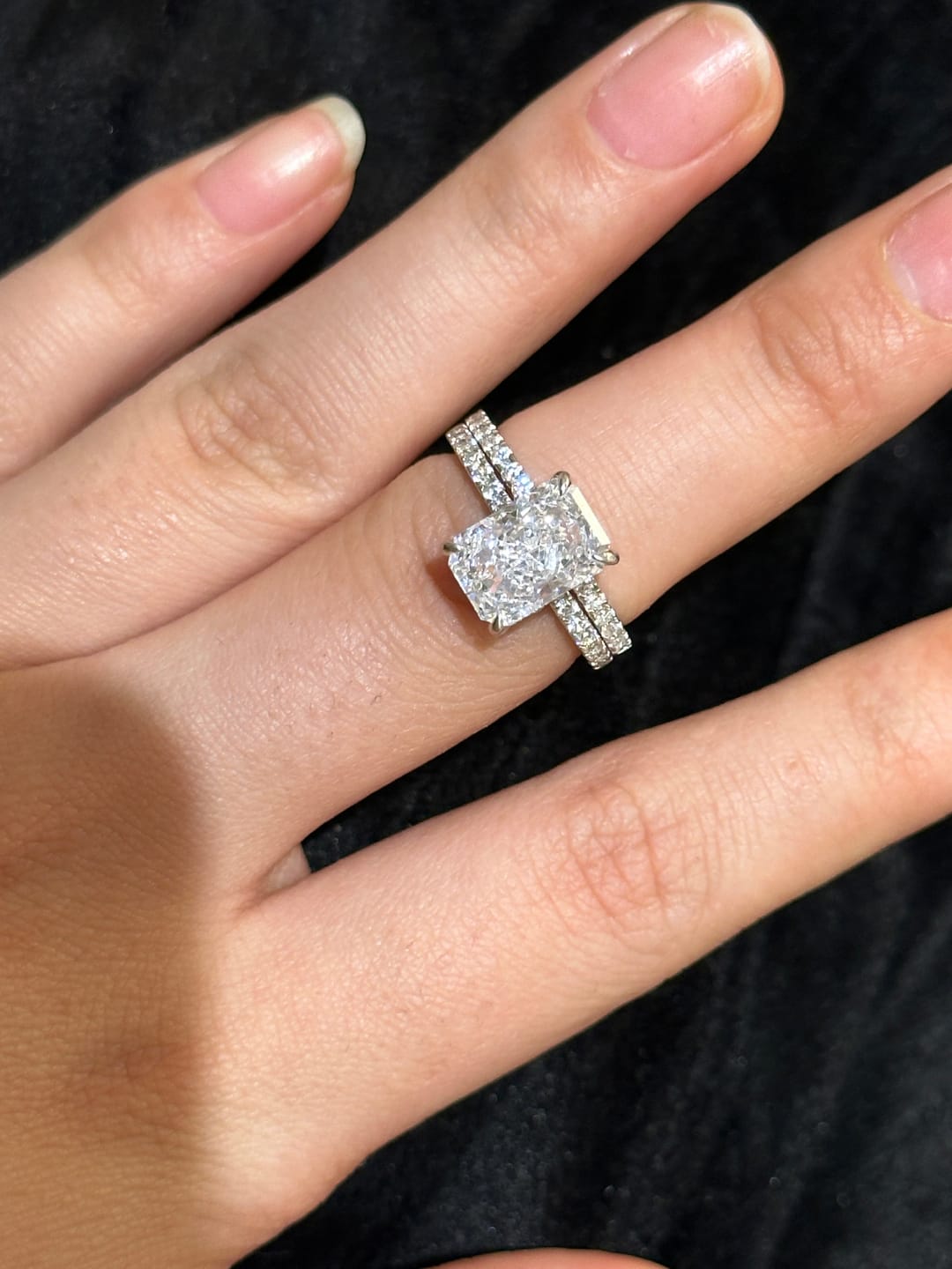 Customer photo review of S925 3.5 Carat Radiant Cut Wedding Ring Set In Sterling Silver Holiday Ring Gift For Women