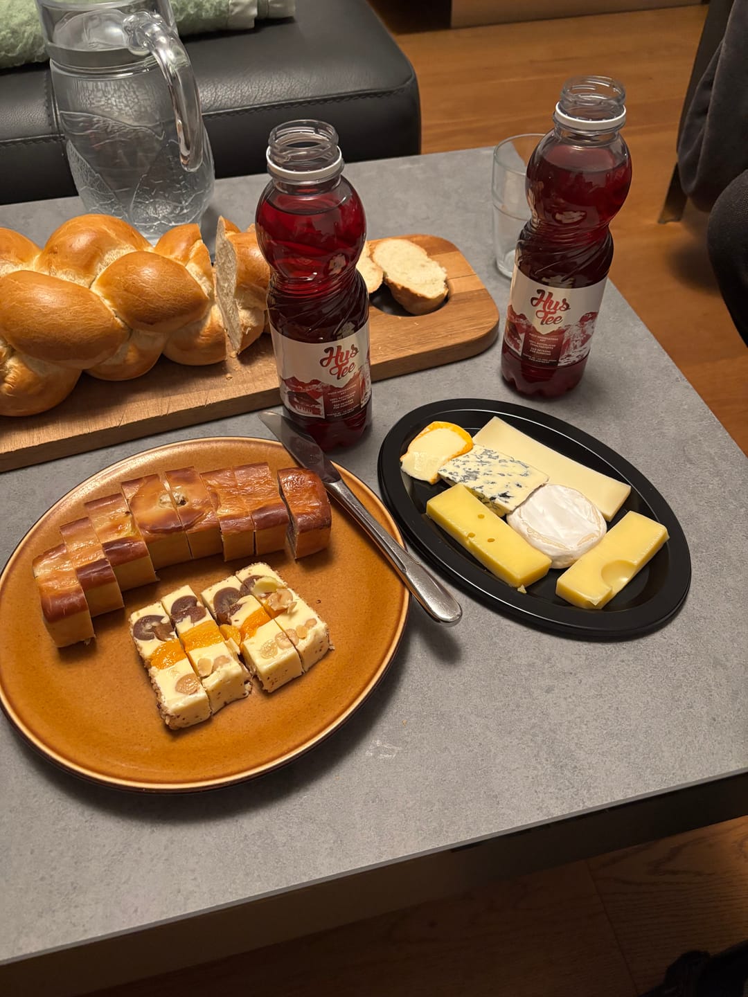 Customer photo review of Hustee 5dl Karton à 24Stk. (CHF 1.80 pro Flasche)
