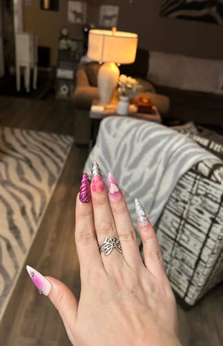 Customer photo review of Berry Pinkie - RTS