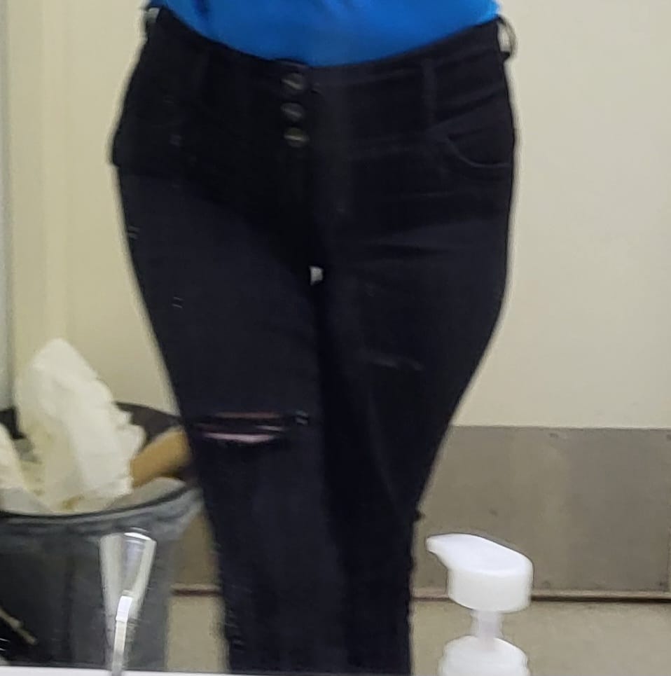 Customer photo review of Rhode Butt Lift Jeans CB4019