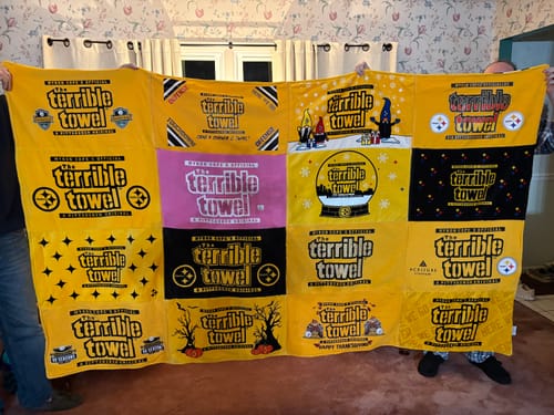 Customer photo review of Double Sided Classic T-shirt Blanket