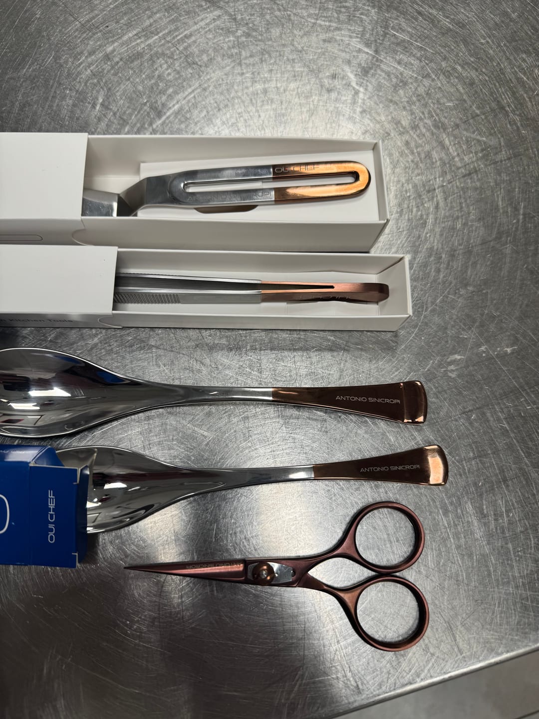 Customer photo review of LiftOff Chef's Palette Knife