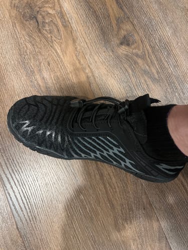 Customer photo review of Lorax Pro – All-Day Comfort & Pain-Free Barefoot Shoes