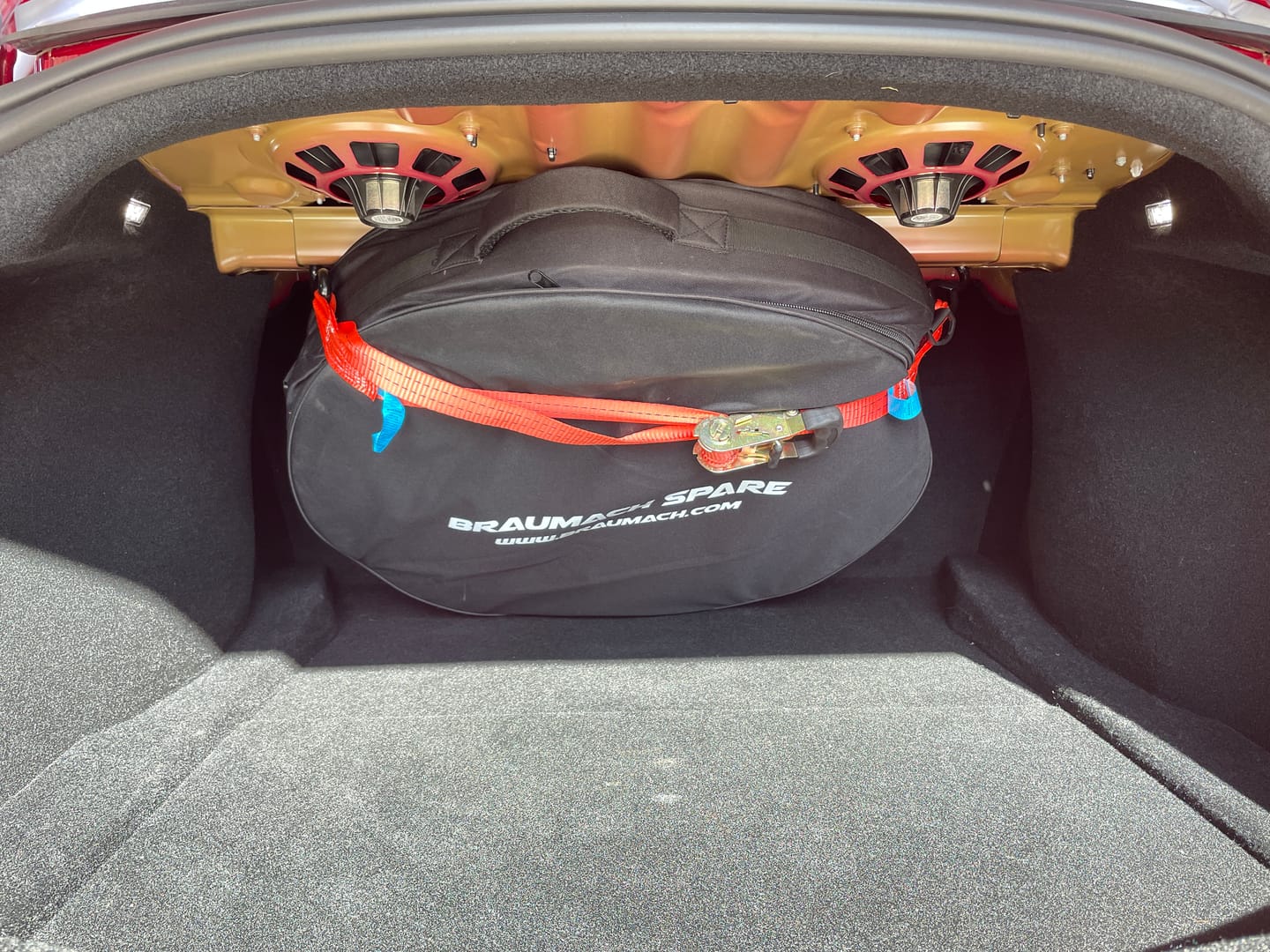 Customer photo review of TESLA Spare Wheel Kit Space Saver Tyre for Model 3  - HUB CENTRIC - SR LR, Performance, Highland - 2017-2026