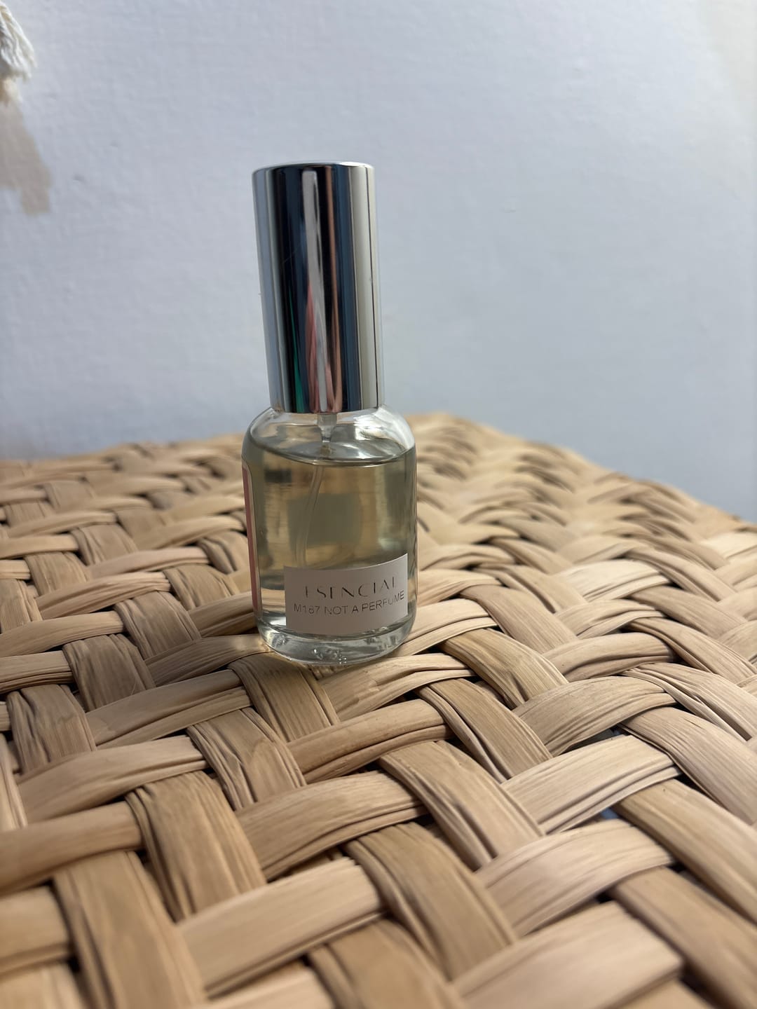 Customer photo review of M187 Inspirado en: Not A Perfume - Juliette Has A Gun