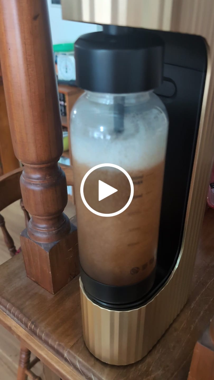 Customer video review of qarbo LUXE - PREMIUM - Sparkling Water and Beverage Maker