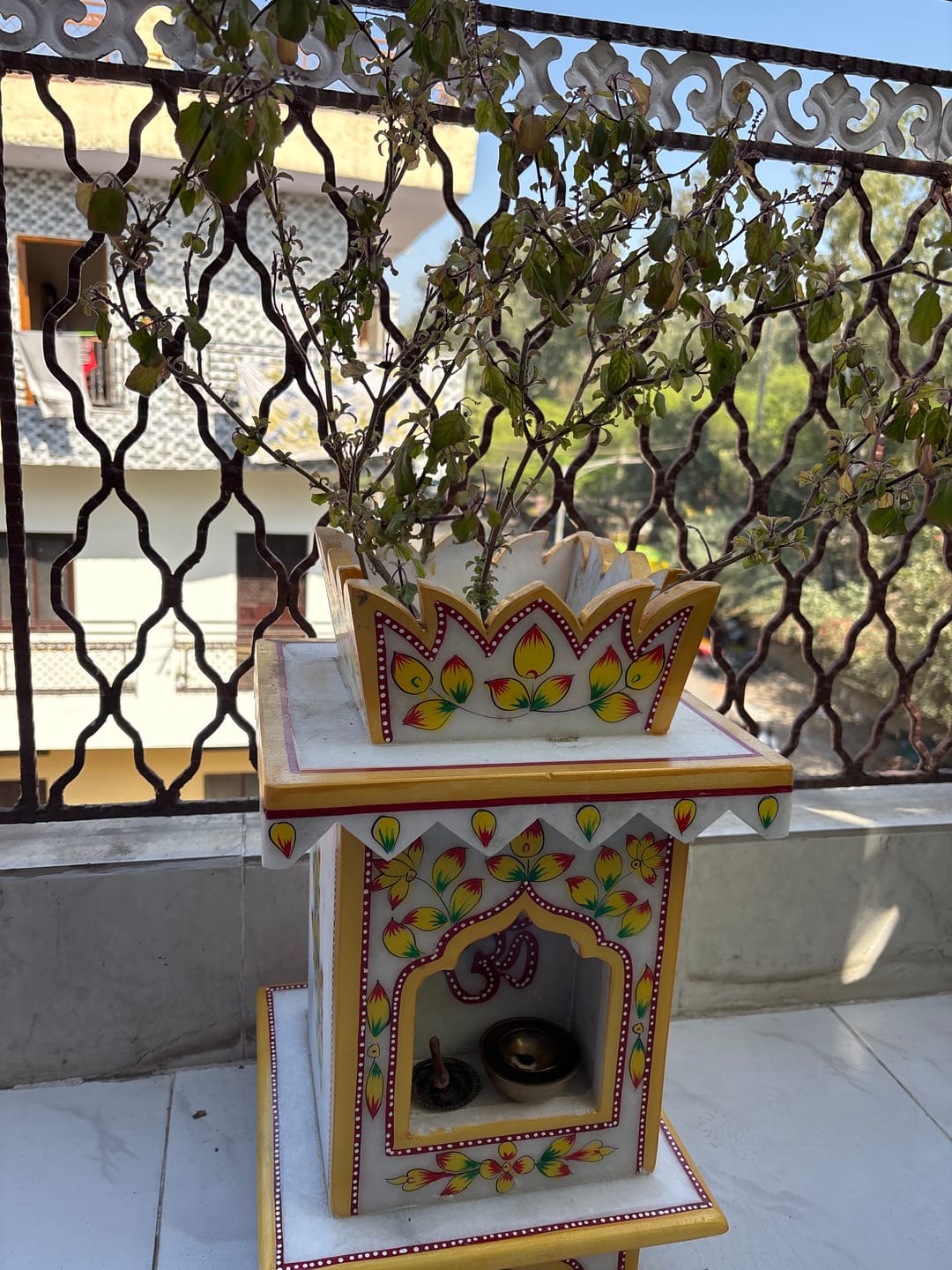 Customer photo review of Marble Tulsi Pot, Traditional Painting - Handicraft Bazaar