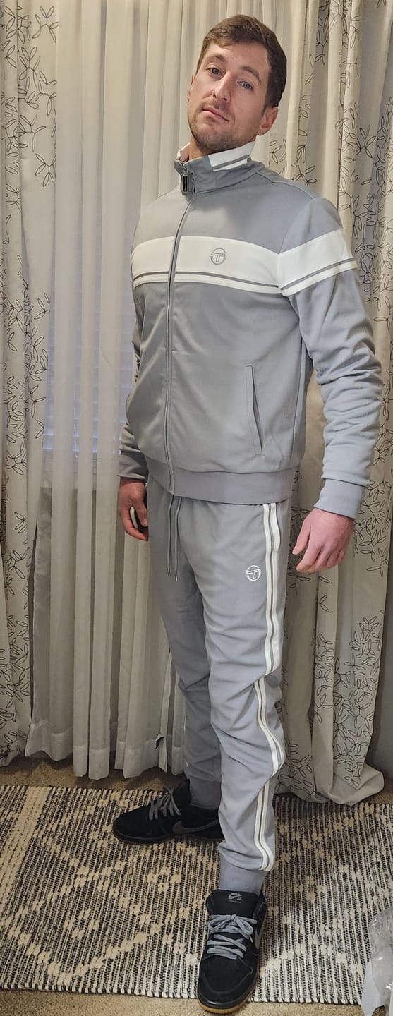 Customer photo review of Damarindo Track Jacket Archivio- Sleet/ White