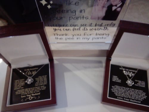 Customer photo review of To My Beautiful Wife - Love Knot Gift Set - SS468