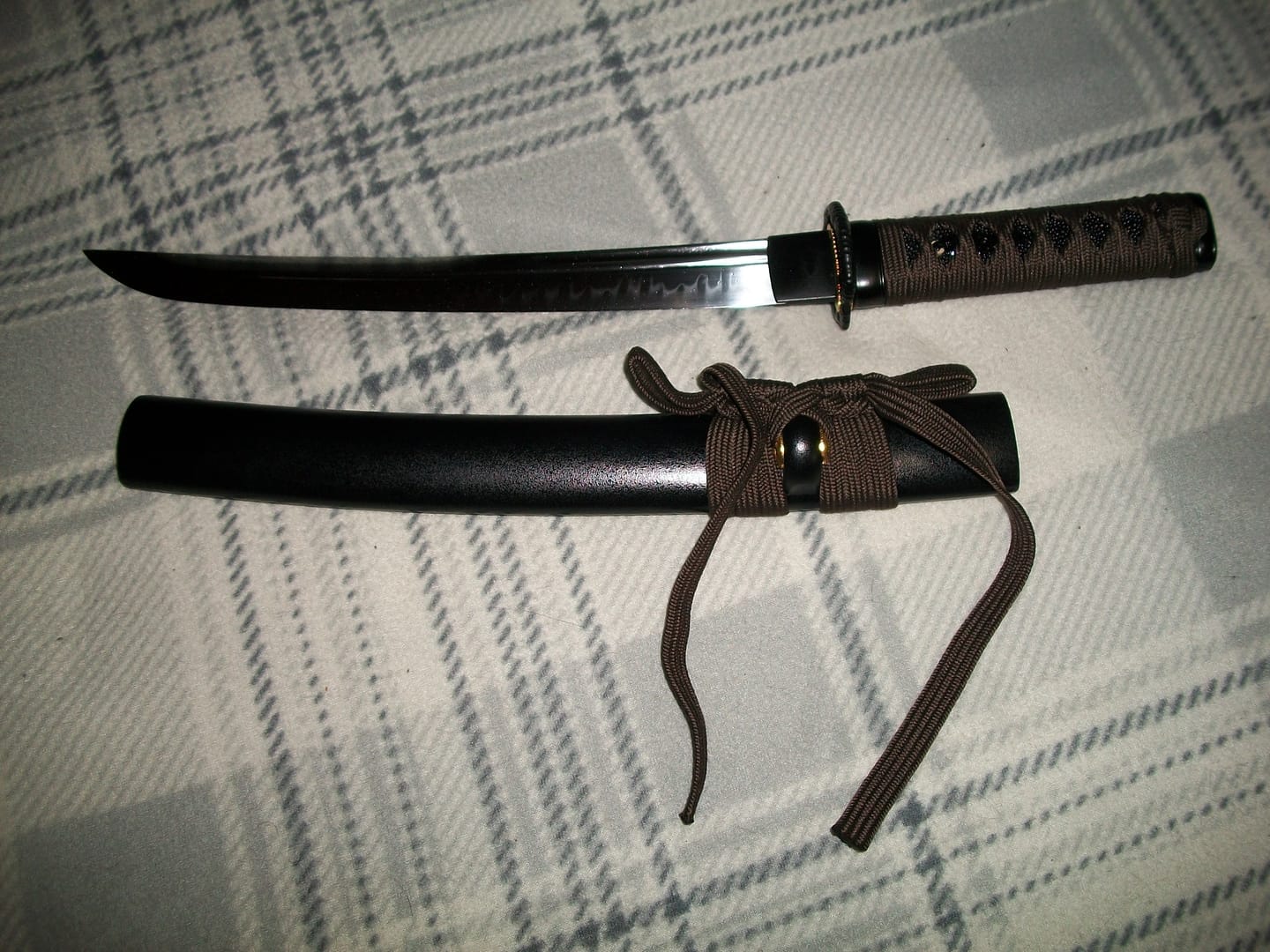 Customer photo review of The Shuramanei Handmade Tanto Katana Clay Tempered T10 Steel