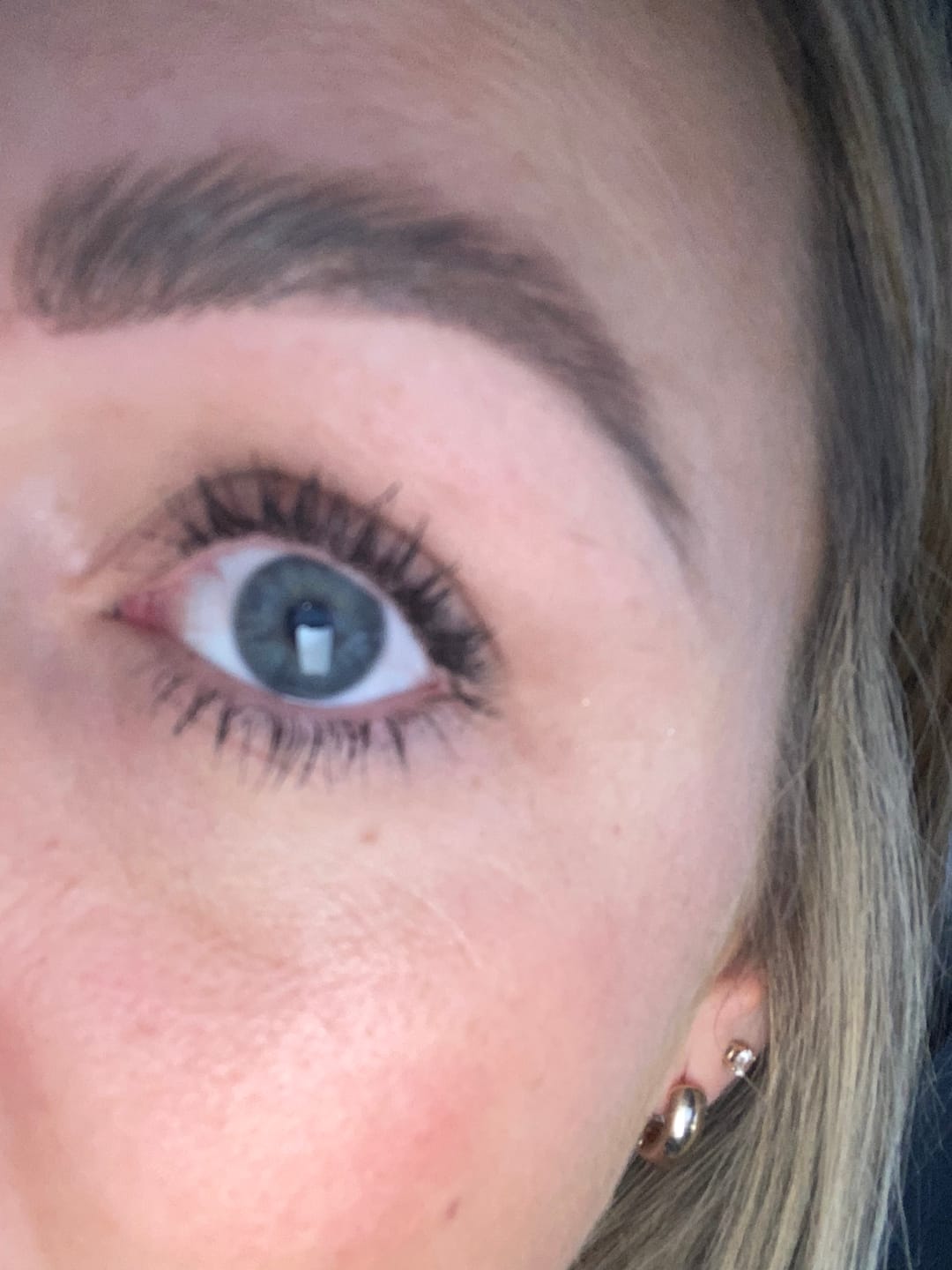 Customer photo review of HOLD UP! PLUS Brow Styling Wax + Multitasker PRO Brush