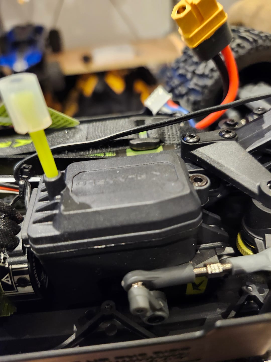 Customer photo review of 11KG Steering Servo Metal Gears For RC Car