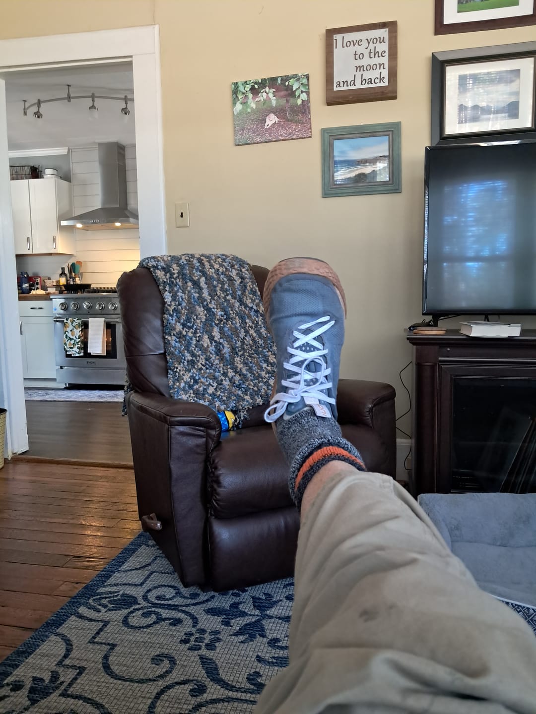 Customer photo review of Flat 100% Cotton Shoe Laces