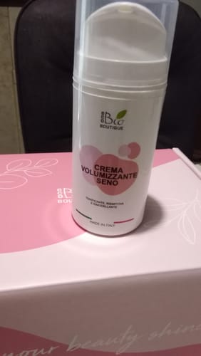 Customer photo review of Crema Volumizzante Seno
