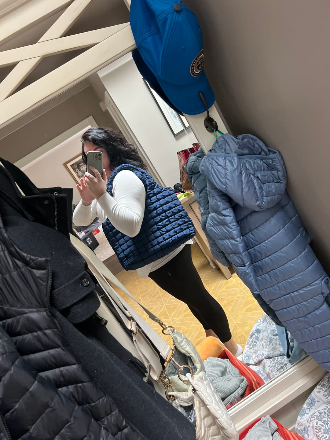 Customer photo review of Elevate Hobo