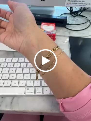 Customer video review of 🎁 Free Valentines Bracelet - 14k