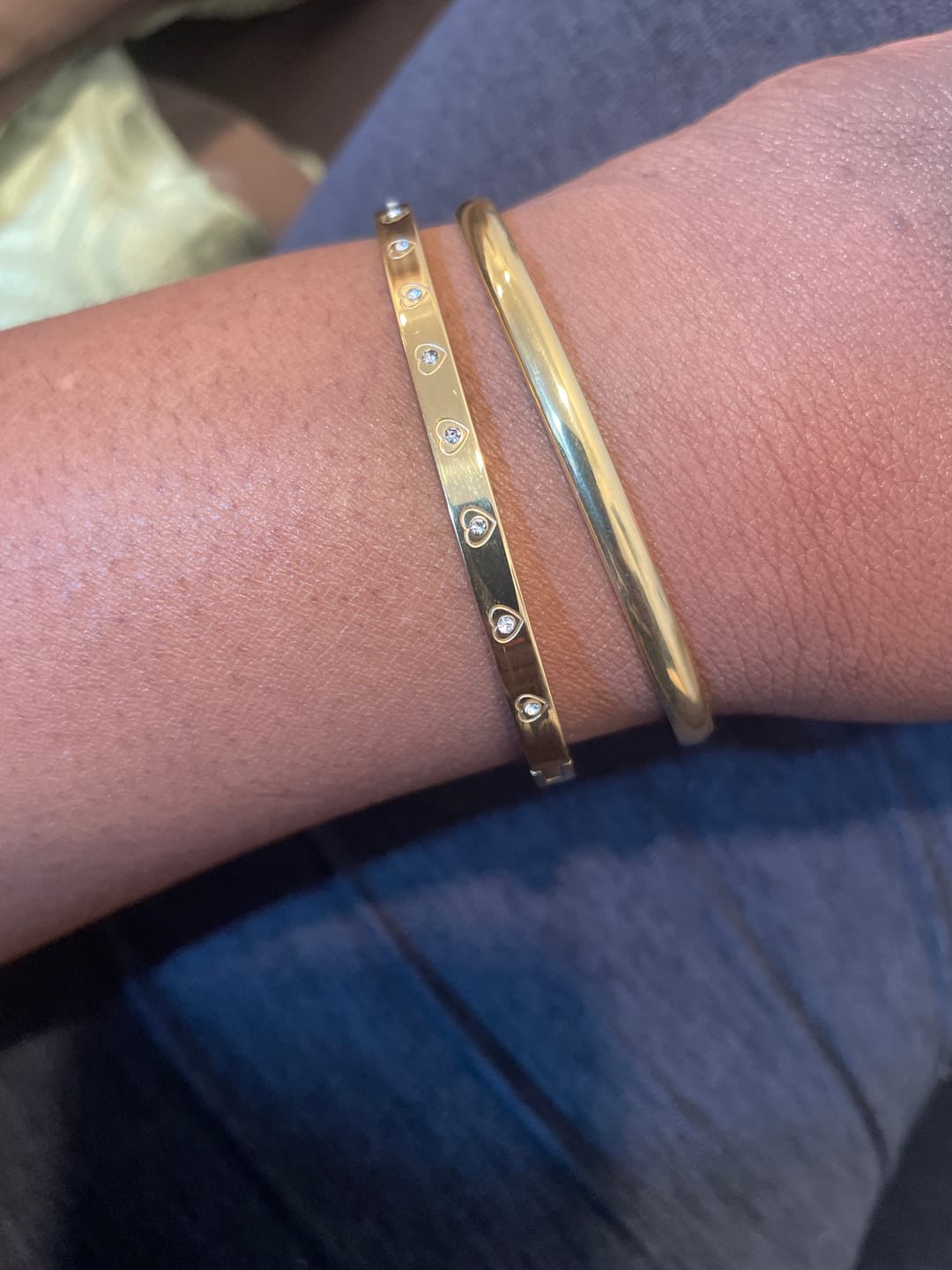 Customer photo review of Minimal Bangle Bracelet