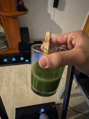 Customer photo review of Té Matcha Premium 100% - (para 1 -3 meses)