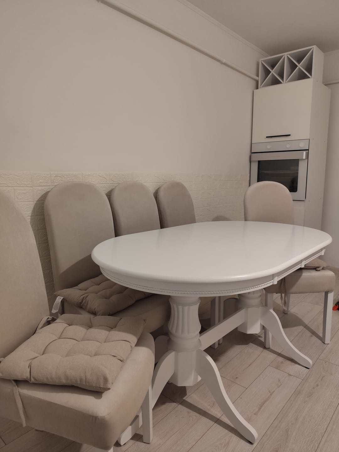 Customer photo review of Masa extensibila JOSEPH, alb, 150/190x90x77 cm