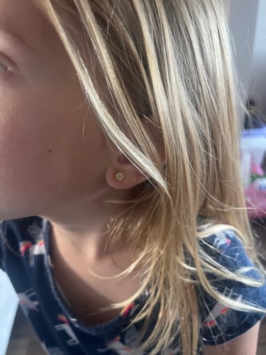 Customer photo review of Tiny Daisies