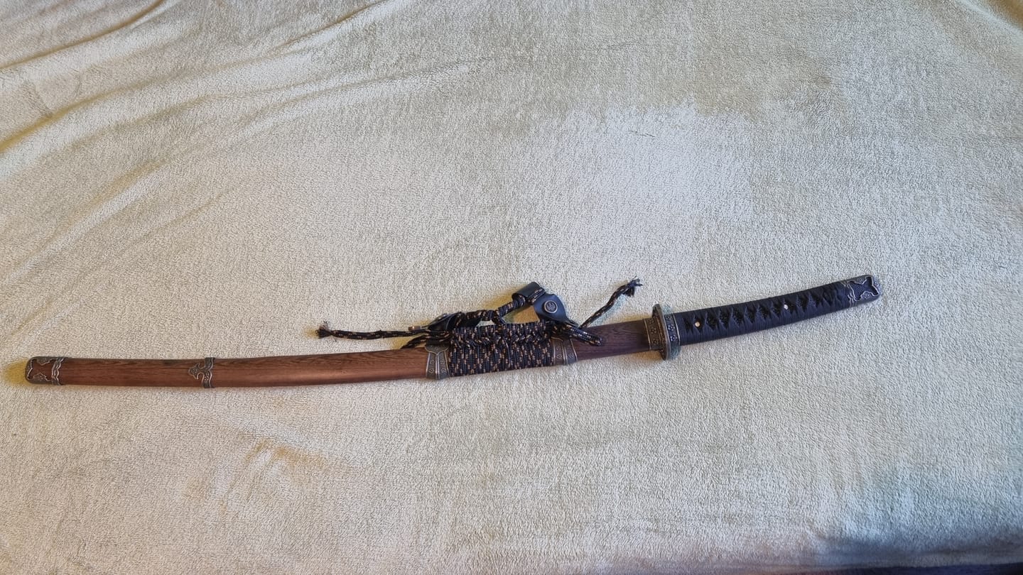 Customer photo review of The Sotoroiya Handmade Katana Spring Steel