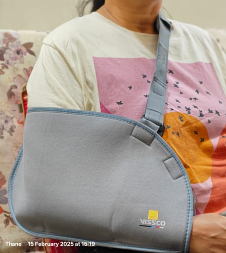 Customer photo review of Arm Pouch Sling (Mild Support)| Provides Support to the Shoulder & Arm (Grey)