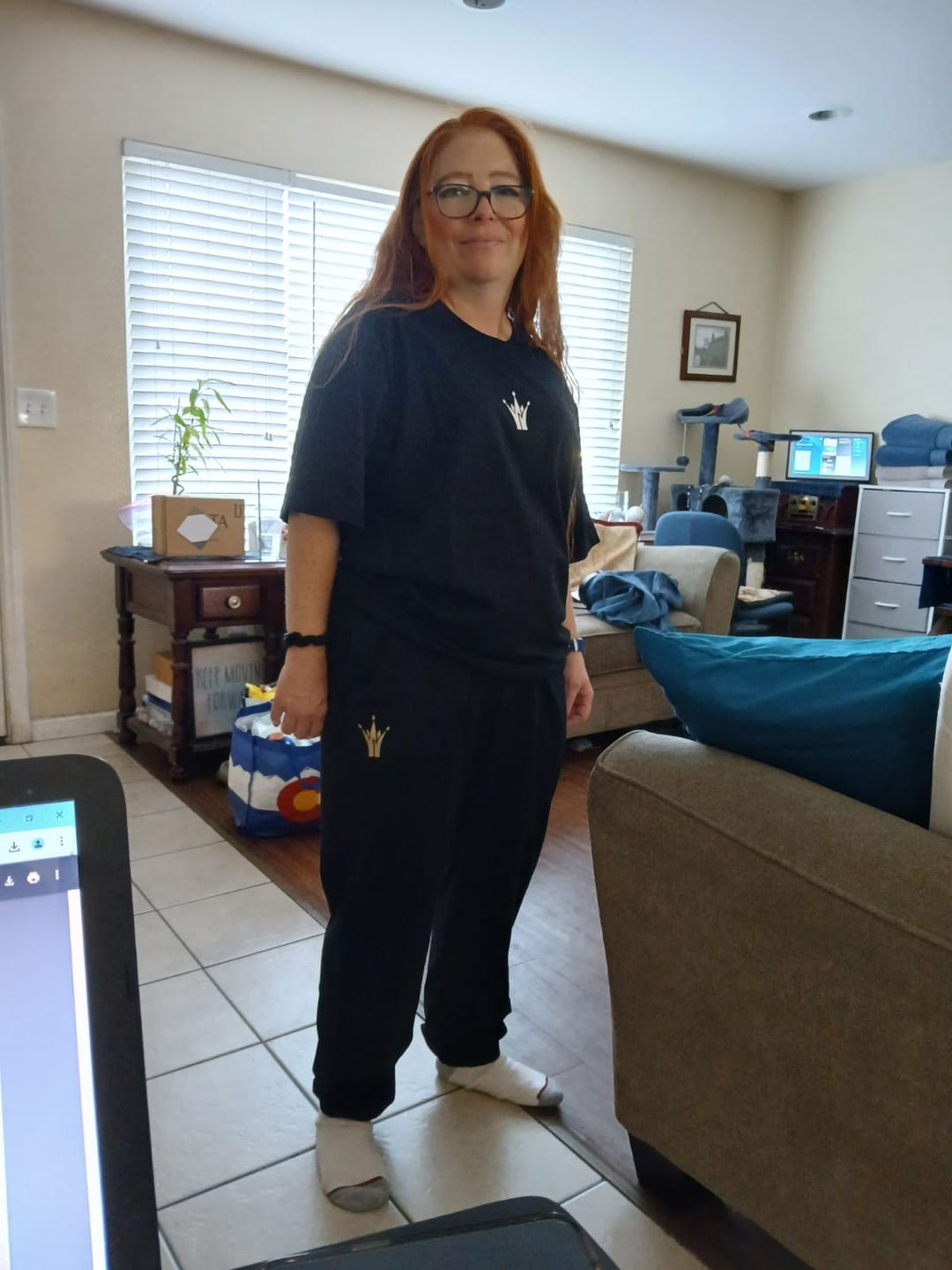 Customer photo review of Nikola Jokić - Crown Athletic Tee：Black