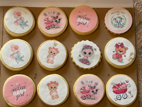 Customer photo review of 12 x 6.35 cm Round Standard Cookie Edible Icing Images