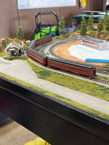 Customer photo review of BLI 6522 PRSL P70 Coach, No AC, 1940's Appearance, 2-pack A, N