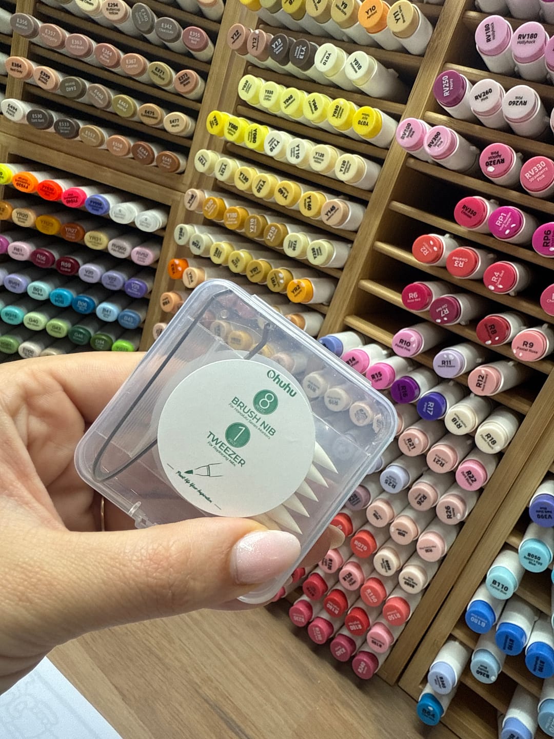 Customer photo review of Ohuhu Replacement Brush Nibs Of Honolulu & Honolulu B Series