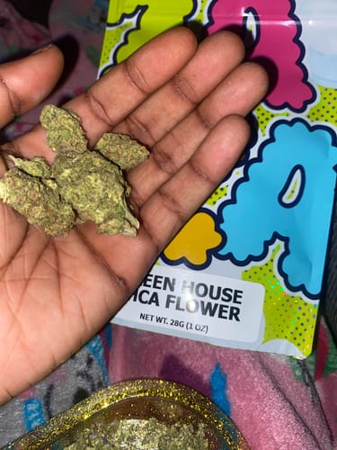 Customer photo review of Fire OG - 28 Grams - Indica